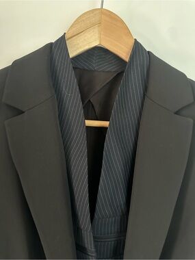 Initial Black Tailored Blazer with Navy Pinstripe Layered Detail – Size 4